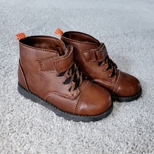 NWT Carter's brown boots toddler size 9